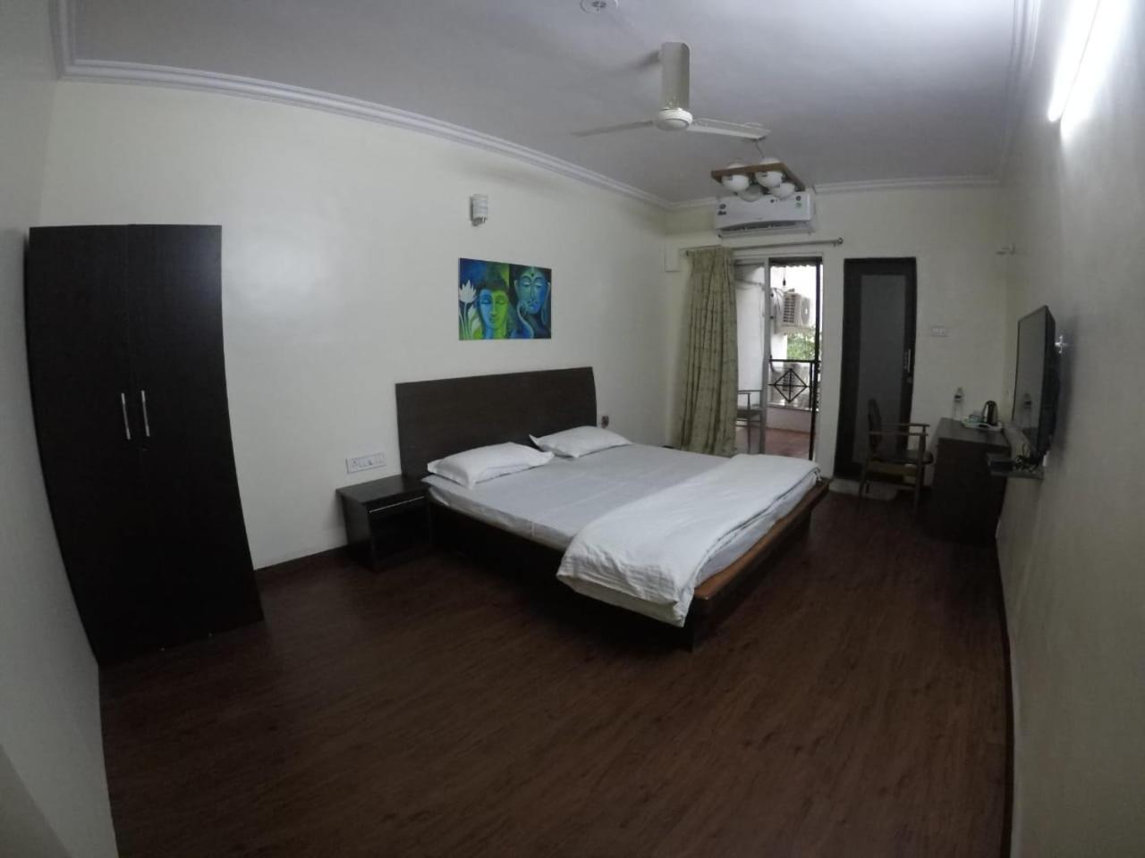 Apple Tree Apartments Koregaon Park Pune Extérieur photo
