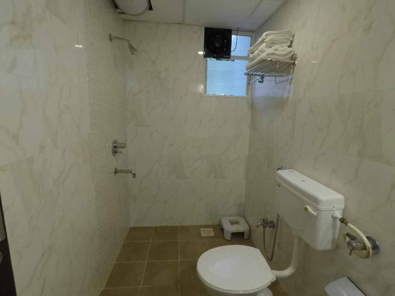 Apple Tree Apartments Koregaon Park Pune Extérieur photo