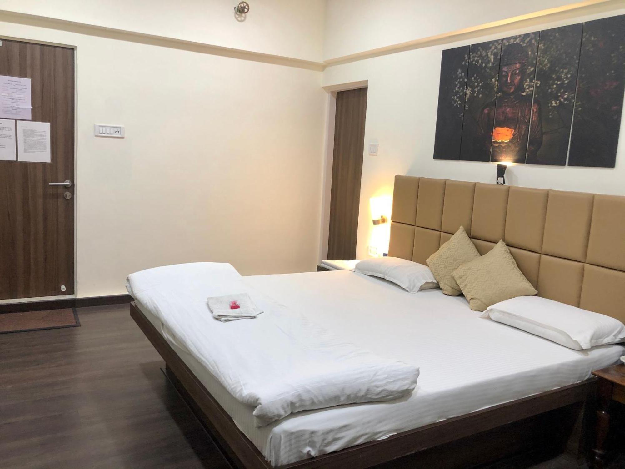 Apple Tree Apartments Koregaon Park Pune Extérieur photo